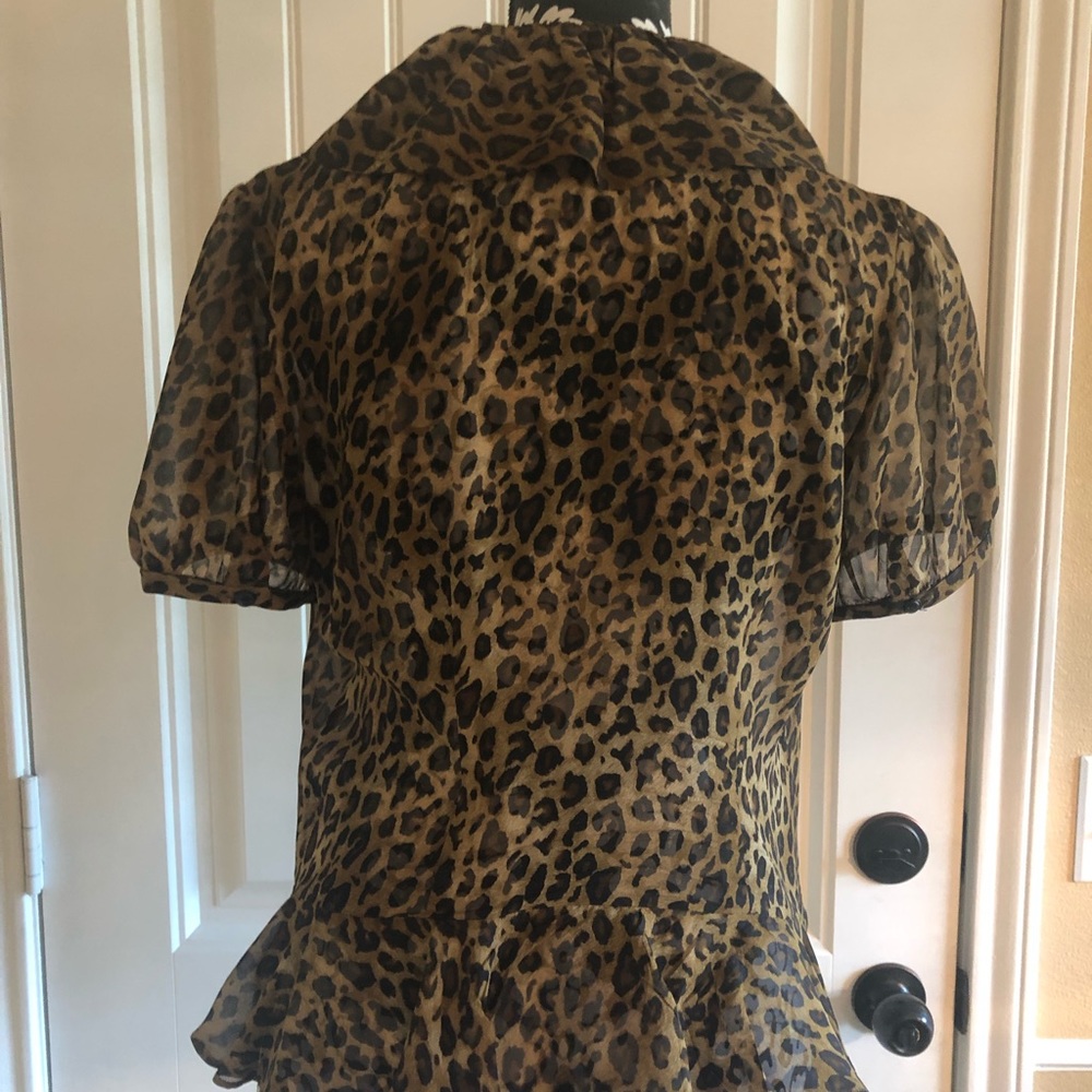Ralph Lauren Leopard Shirt. Size M - Picture 2 of 2